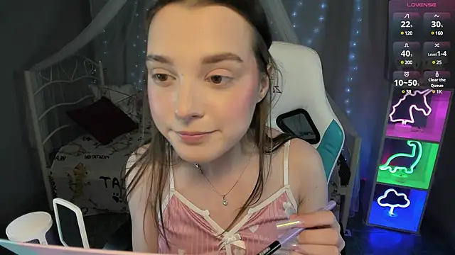 Snapshot of kaisajenner chatting on 16, 2, 2025 kaisajenner online show from 16, 2, 2025
