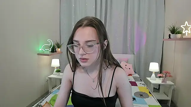 Snapshot of kaisajenner chatting on 9, 3, 2025 kaisajenner online show from 9, 3, 2025