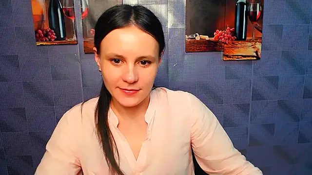 Snapshot of ValeriaHeart_ chatting on 19, 2, 2025 ValeriaHeart online show from 19, 2, 2025