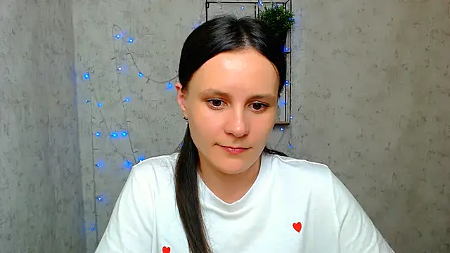 Snapshot of ValeriaHeart_ chatting on 13, 3, 2025 ValeriaHeart online show from 13, 3, 2025