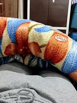 Hot funky boy online show from 19, 2, 2025