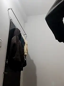 Hot funky boy online show from 14, 1, 2026