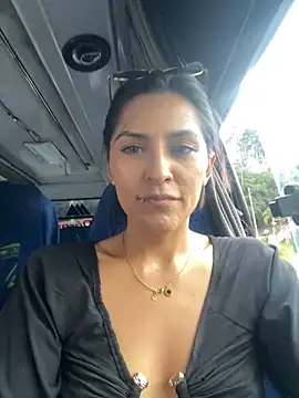 Sofiadelacruz online show from 10, 9, 2025