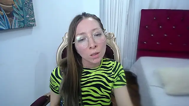 Snapshot of Carlin_Diaz chatting on 22, 2, 2025 Carlin Diaz online show from 22, 2, 2025