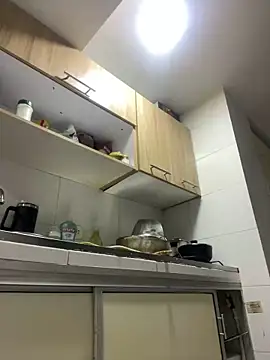 stefania brunnett online show from 15, 2, 2025