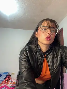 Snapshot of megan_cl chatting on 11, 3, 2025 megan cl online show from 11, 3, 2025