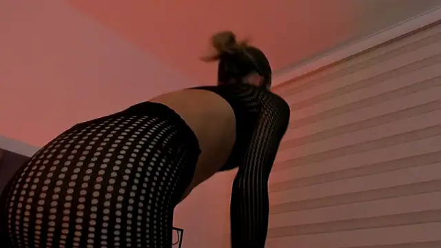 Violetta Ficher online show from 31, 3, 2026