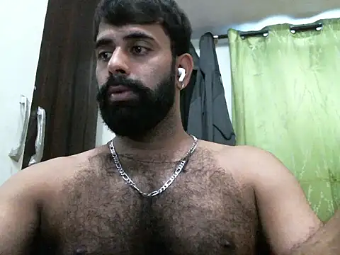 Snapshot of indianhairybull chatting on 11, 10, 2025 indianhairybull online show from 11, 10, 2025