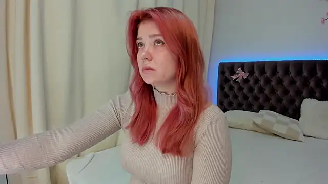 Ella Mayers online show from 2, 10, 2025
