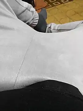 NAvoglia online show from 4, 3, 2025