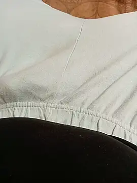 Snapshot of NAvoglia chatting on 19, 1, 2026 NAvoglia online show from 19, 1, 2026