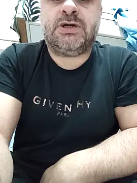 Snapshot of NAvoglia chatting on 1, 3, 2026 NAvoglia online show from 1, 3, 2026