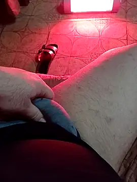 Snapshot of NAvoglia chatting on 8, 3, 2026 NAvoglia online show from 8, 3, 2026