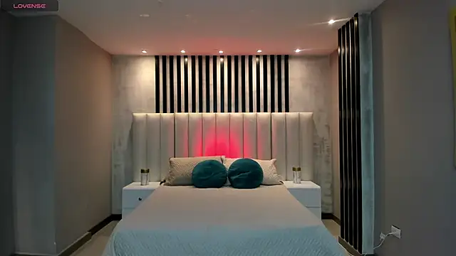 BeccaBaxter online show from 23, 2, 2025