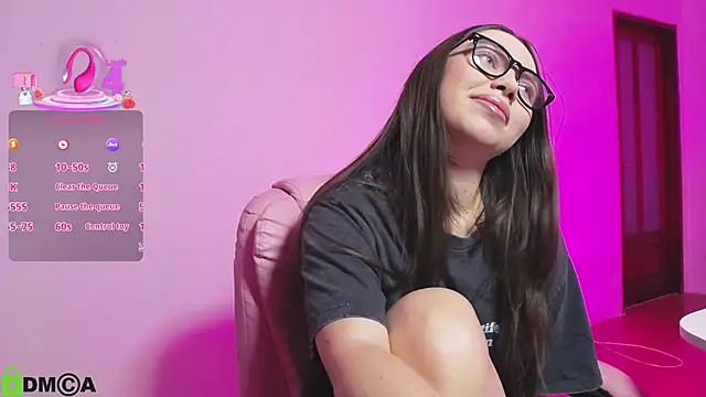 Snapshot of Arianahot777 chatting on 17, 12, 2025 Arianahot777 online show from 17, 12, 2025