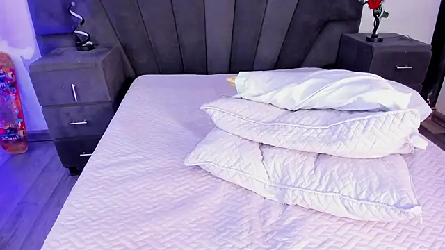 JhoanLeandro online show from 23, 2, 2025