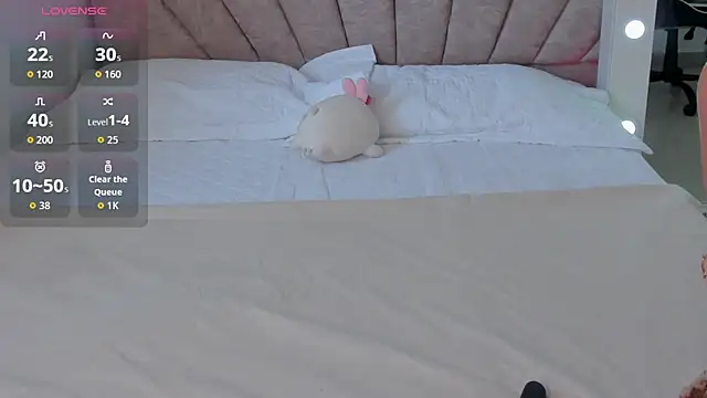 leahaltomm online show from 10, 11, 2025