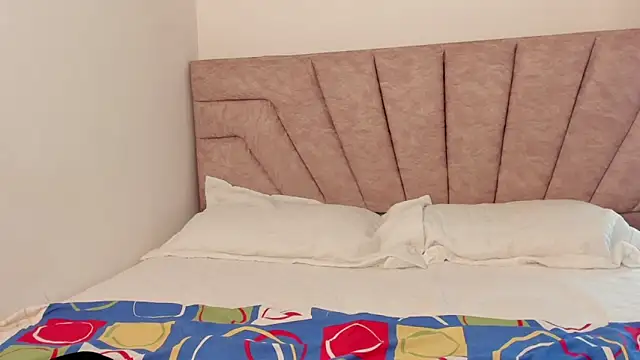 leahaltomm online show from 1, 12, 2025