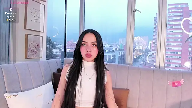 Daphne chers online show from 27, 2, 2025