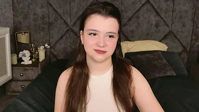 Pauline Heaven online show from 26, 11, 2025