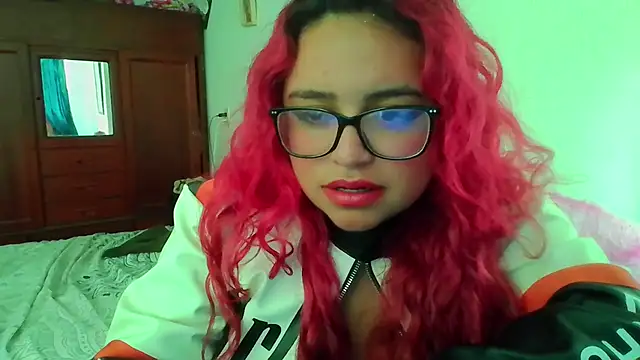 EstefyTabbo online show from 6, 7, 2026