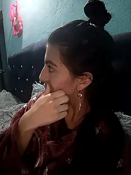 Ariell Kieran online show from 6, 11, 2025