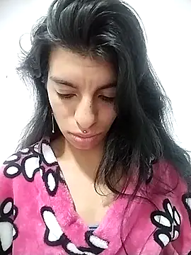 Ariell Kieran online show from 2, 2, 2026