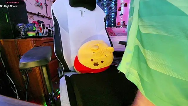 AaronSkeetman online show from 6, 6, 2026