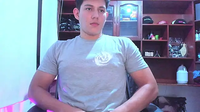 JamesCr  online show from 4, 2, 2025