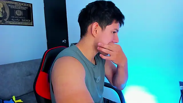 JamesCr  online show from 5, 2, 2025