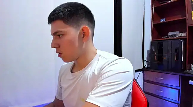 JamesCr  online show from 16, 2, 2025