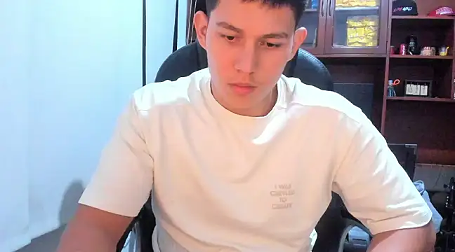 JamesCr  online show from 23, 2, 2025