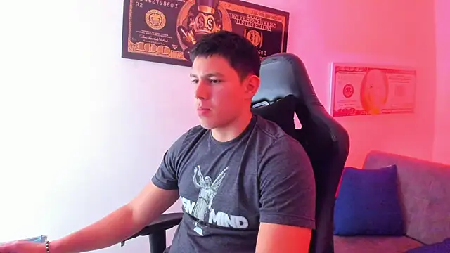 JamesCr  online show from 3, 3, 2025