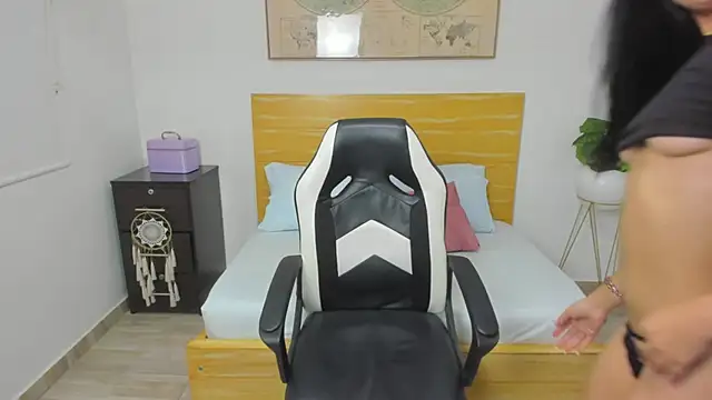 tiffanny doll  online show from 15, 2, 2025