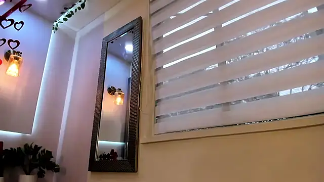 Snapshot of AzunaStar chatting on 13, 2, 2026 AzunaStar online show from 13, 2, 2026