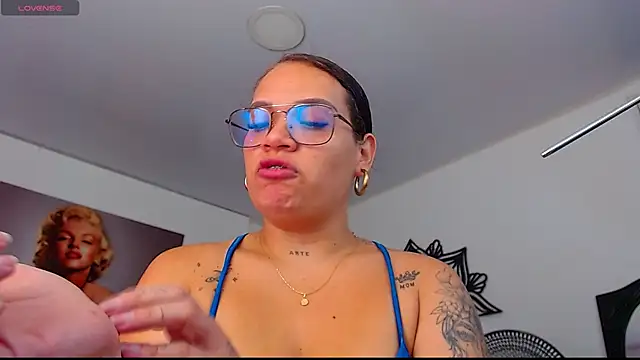 Taliana36 online show from 23, 10, 2025