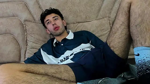 Snapshot of erickblaze_wm chatting on 6, 2, 2025 erickblaze wm online show from 6, 2, 2025