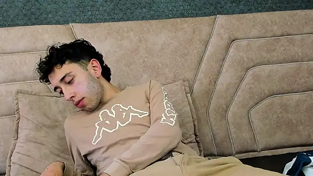 Snapshot of erickblaze_wm chatting on 6, 2, 2025 erickblaze wm online show from 6, 2, 2025