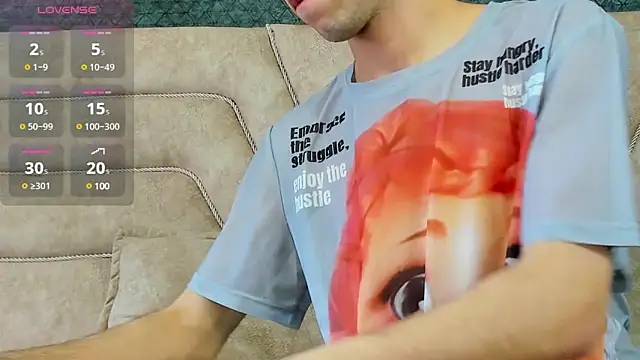 Snapshot of erickblaze_wm chatting on 8, 2, 2025 erickblaze wm online show from 8, 2, 2025