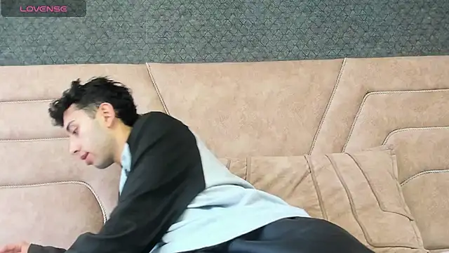 Snapshot of erickblaze_wm chatting on 15, 2, 2025 erickblaze wm online show from 15, 2, 2025