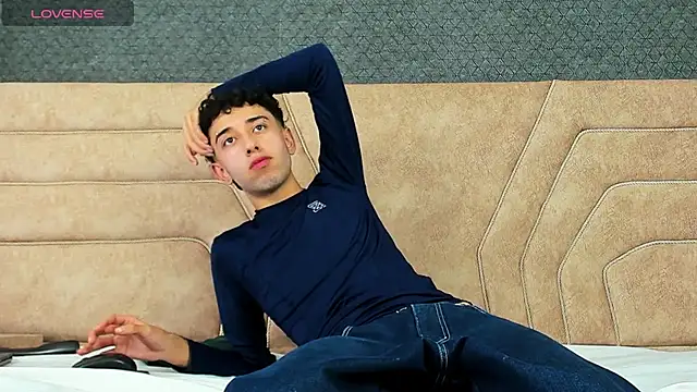 Snapshot of erickblaze_wm chatting on 20, 2, 2025 erickblaze wm online show from 20, 2, 2025