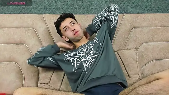 Snapshot of erickblaze_wm chatting on 4, 4, 2026 erickblaze wm online show from 4, 4, 2026