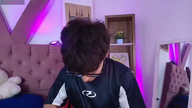 PepperTwink online show from 1, 4, 2026