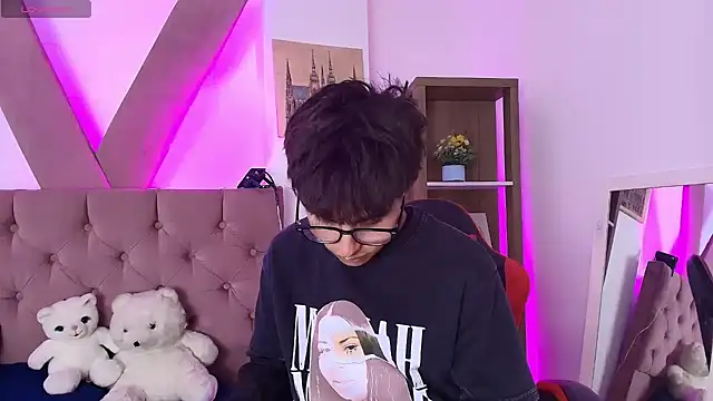 PepperTwink online show from 9, 4, 2026