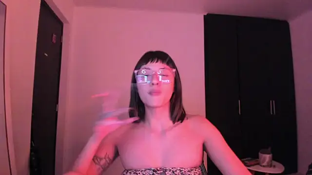 Snapshot of ggor4w33 chatting on 4, 10, 2025 ggor4w33 online show from 4, 10, 2025