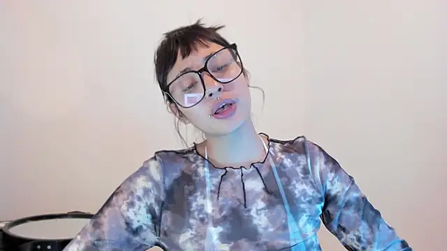 Snapshot of ggor4w33 chatting on 16, 10, 2025 ggor4w33 online show from 16, 10, 2025