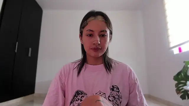 ggor4w33 online show from 19, 3, 2026