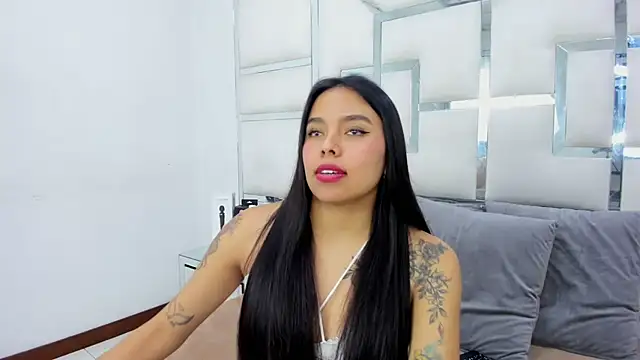 ZoeWan69 online show from 7, 3, 2025