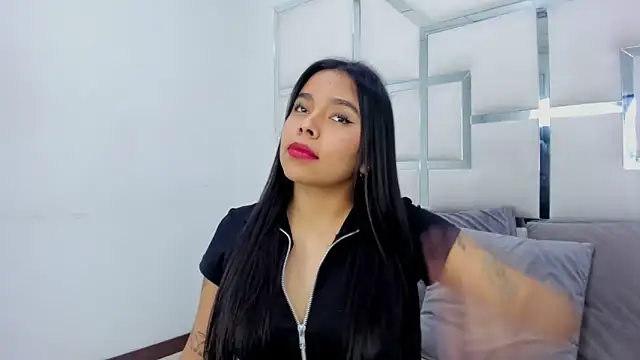 ZoeWan69 online show from 8, 3, 2025