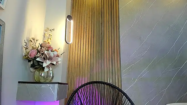 ariana jhonson1 online show from 12, 2, 2025